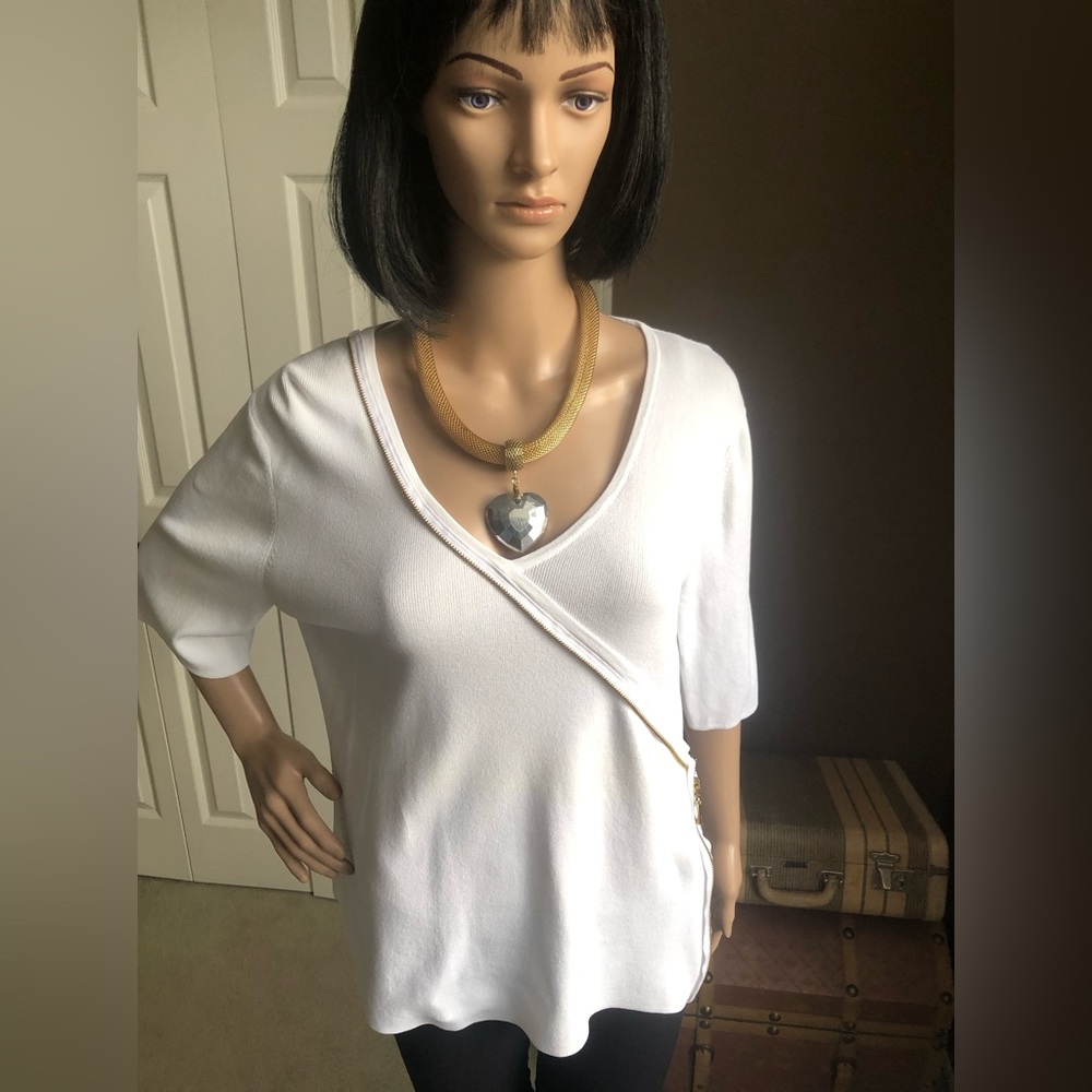 Cable and Gauge Top - White with Gold Decorative Zippers